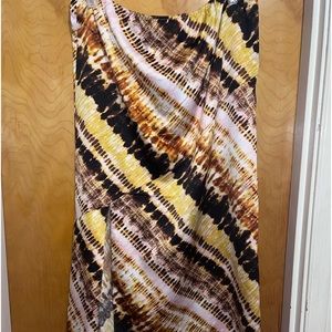 Beautiful soft skirt with Batik designs soft split on right leg.